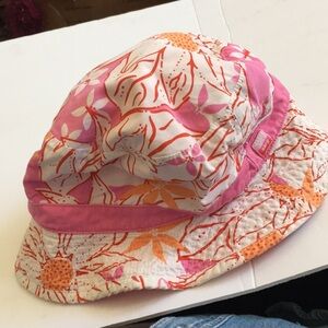 FINAL MARKDOWN Girls old navy floppy hat 4t-5t
